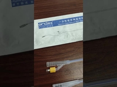 Produits à usage unique en urologie en plastique stérile Sacs à usage unique pour le drainage de l'urine des adultes 2000 ml